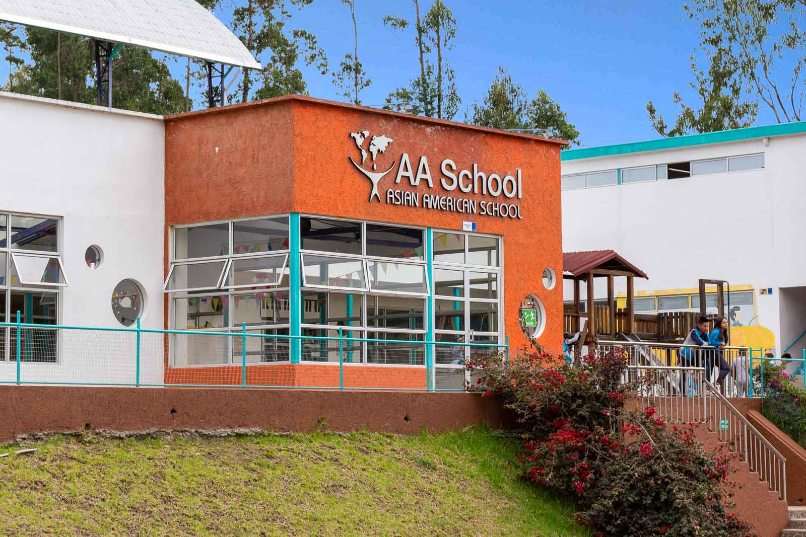 El campus en Asian American School